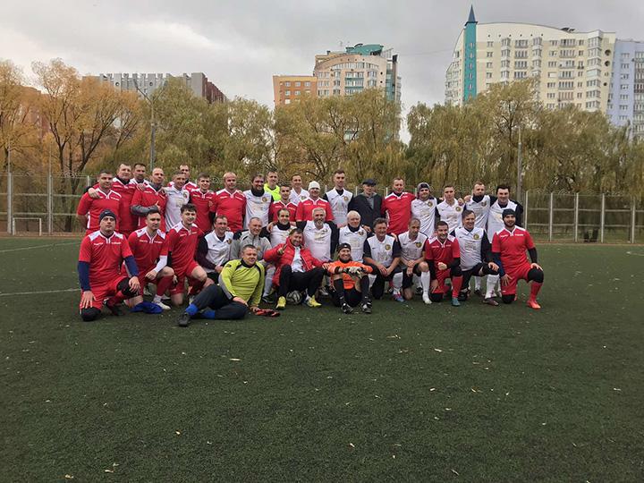 23 октября состоялся футбольный матч-шоу⚽️ "В единстве-сила", между командой 🚜МТЗ Партизанского района и командой 🎆Арт-Старз, которая готовится принять участие в чемпионате мира.