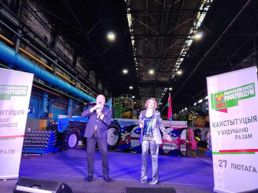 На наших предприятиях ОАО «Минский тракторный завод», ОАО «Минский завод  шестерен» состоялись концерты для работников