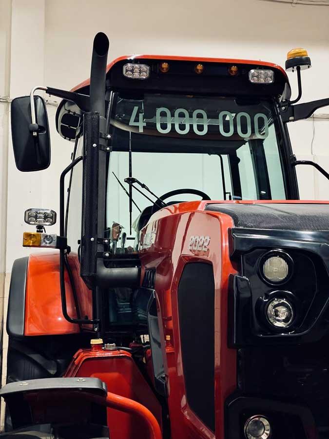 Готовы к событию, равного которому в нынешнем тысячелетии еще не было? Четырехмиллионный BELARUS уже завтра явит себя миру! 