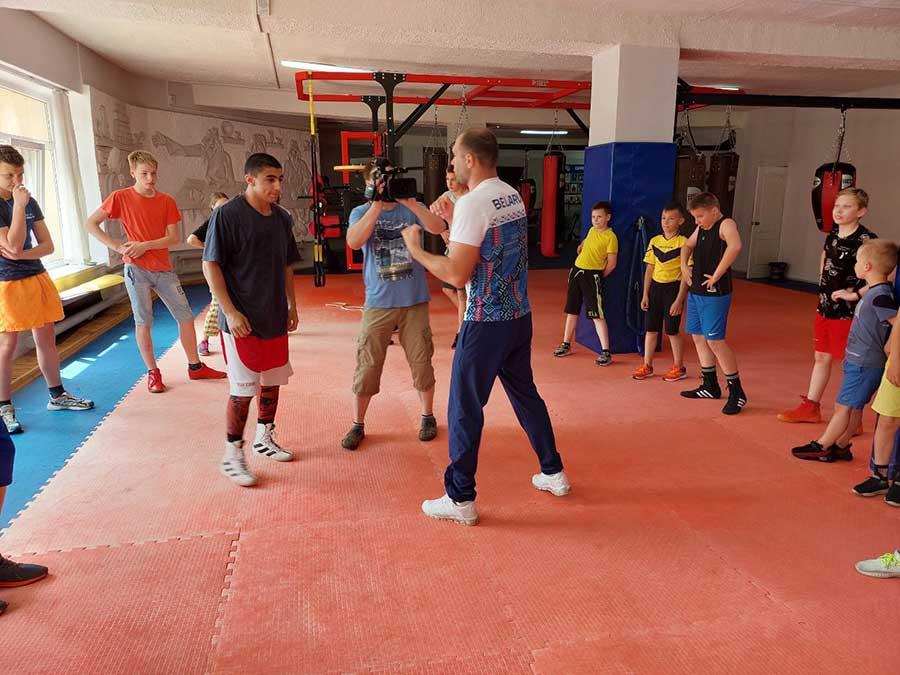 На базе открывшегося в 2021 году зала бокса СДЮШОР первичной профсоюзной организации ОАО «МТЗ» 9️ июня завершился мастер-класс для учащихся учебно-тренировочных групп