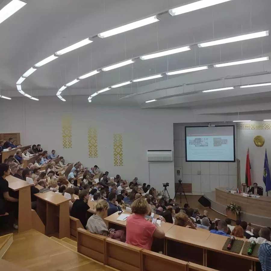 Геополитика и безопасность в новом мире - тема городского организованного Посольством Российской  Федерации, Академией управления при Президенте Республики Республики Беларусь