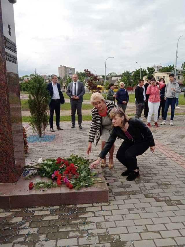 Митинг-реквием у памятника Иону Солтысу