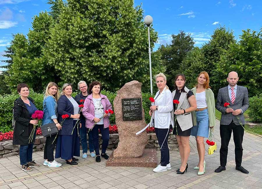 МАСШТАБНУЮ АКЦИЮ «ПАМЯТЬ ЖИВА В ПОКОЛЕНИЯХ» ОРГАНИЗОВАЛО ПАРТИЗАНСКОЕ РАЙОННОЕ Г. МИНСКА ОБЪЕДИНЕНИЕ ПРОФСОЮЗОВ