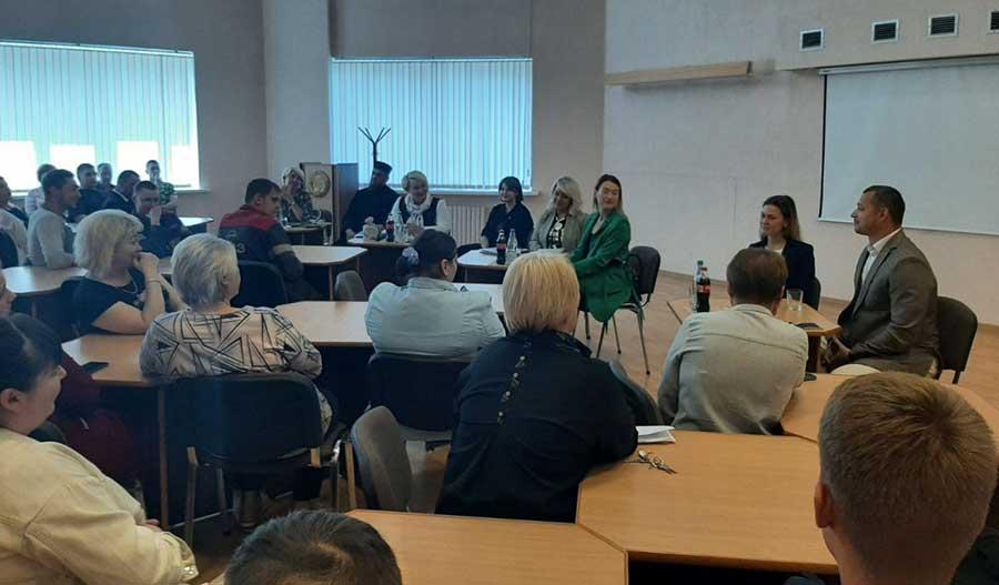 На Минском моторном заводе прошла диалоговая площадка "Крепкая семья - благосостояние общества"