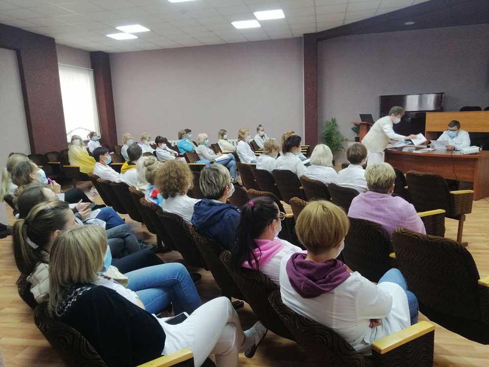 В учреждении здравоохранения "14 ЦРП" прошел единый день информирования, посвященный "Дню народного единства"