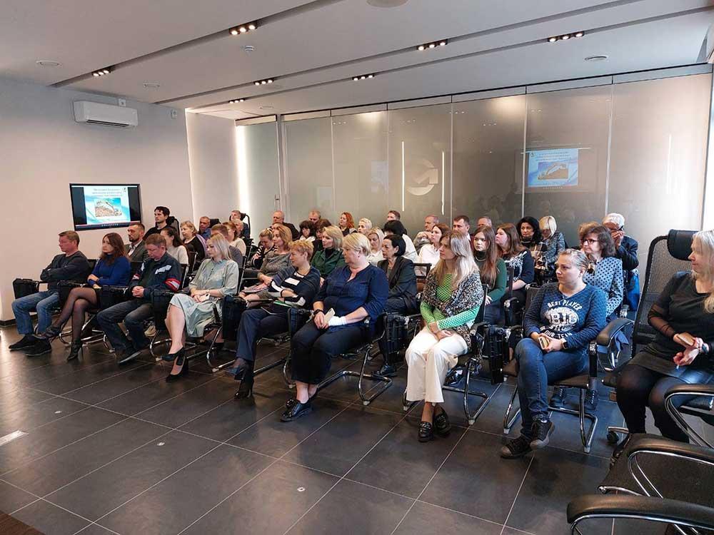 21 сентября 2022г. в рамках проведения республиканского Единого дня безопасности представители УП «МИНГАЗ» провели встречу с работниками  аппарата управления УП «МИНСКМЕТРОСТРОЙ» и геодезическо-маркшейдерского управления