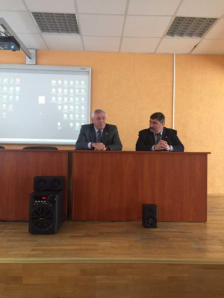 В УЗ «Городская станция скорой медицинской помощи» прошла встреча с Заместителем председателя Постоянной комиссии по международным делам, депутата ППНС РБ по Партизанскому округу N 110 Тенгиза Шукриевича Думбадзе с трудовым коллективом