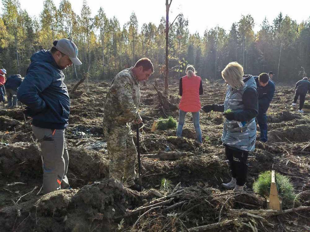 Сотрудники филиала КСТМиА УО РИПО в составе команды Республиканского института профессионального образования отправились в Узденский район