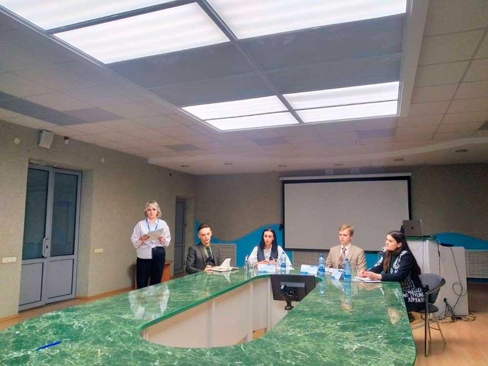 Как формируется Всебелорусское народное собрание, каковы его полномочия, кто в праве в него входить, - все эти и другие важные вопросы обсудили в УП «Минскводоканал» на диалоговой площадке с участием молодежи