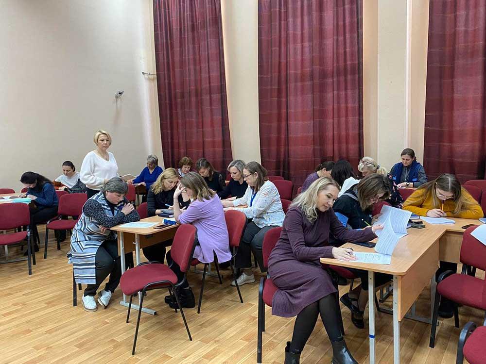 17 ноября в трудовом коллективе сотрудников Минского колледжа предпринимательства прошел Единый день информирования на тему: «Жилищно-коммунальное хозяйство: перспективы развития»