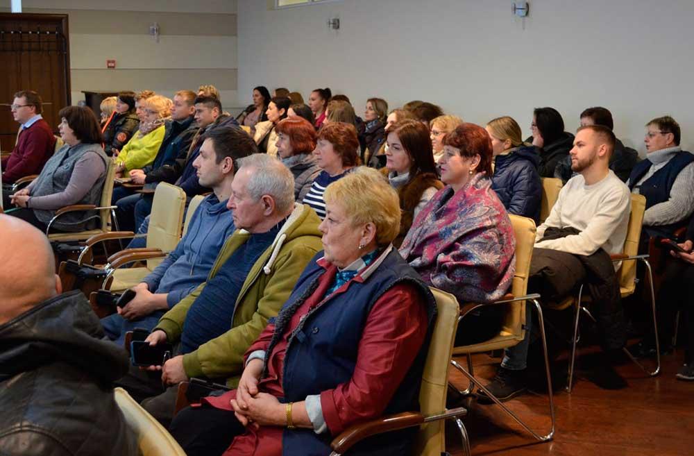 17 ноября 2022 в рамках Единого дня информирования состоялась встреча работников МЭТЗ имени В.И.Козлова с представителями администрации предприятия заместителями генерального директора Валерием Щербой и Андреем Жорником