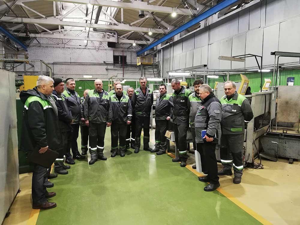 9.12.22 в Международный день памяти жертв геноцида, работники Белкоммунмаша приняли участие в общереспубликанской минуте молчания