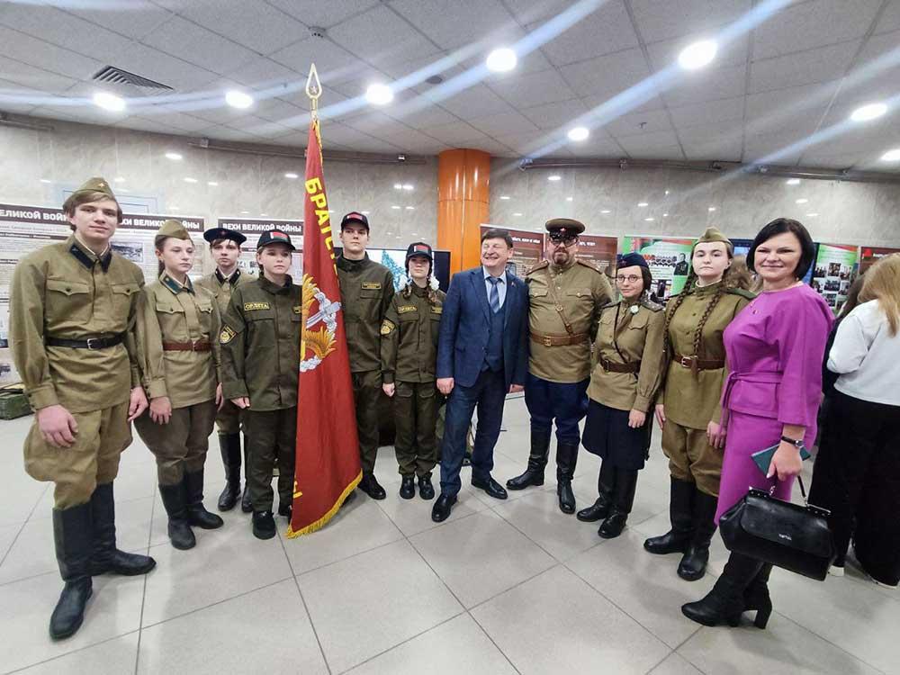 Вспомнить все! Помнить каждого!