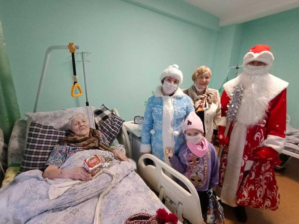 С 103 днём рождения!