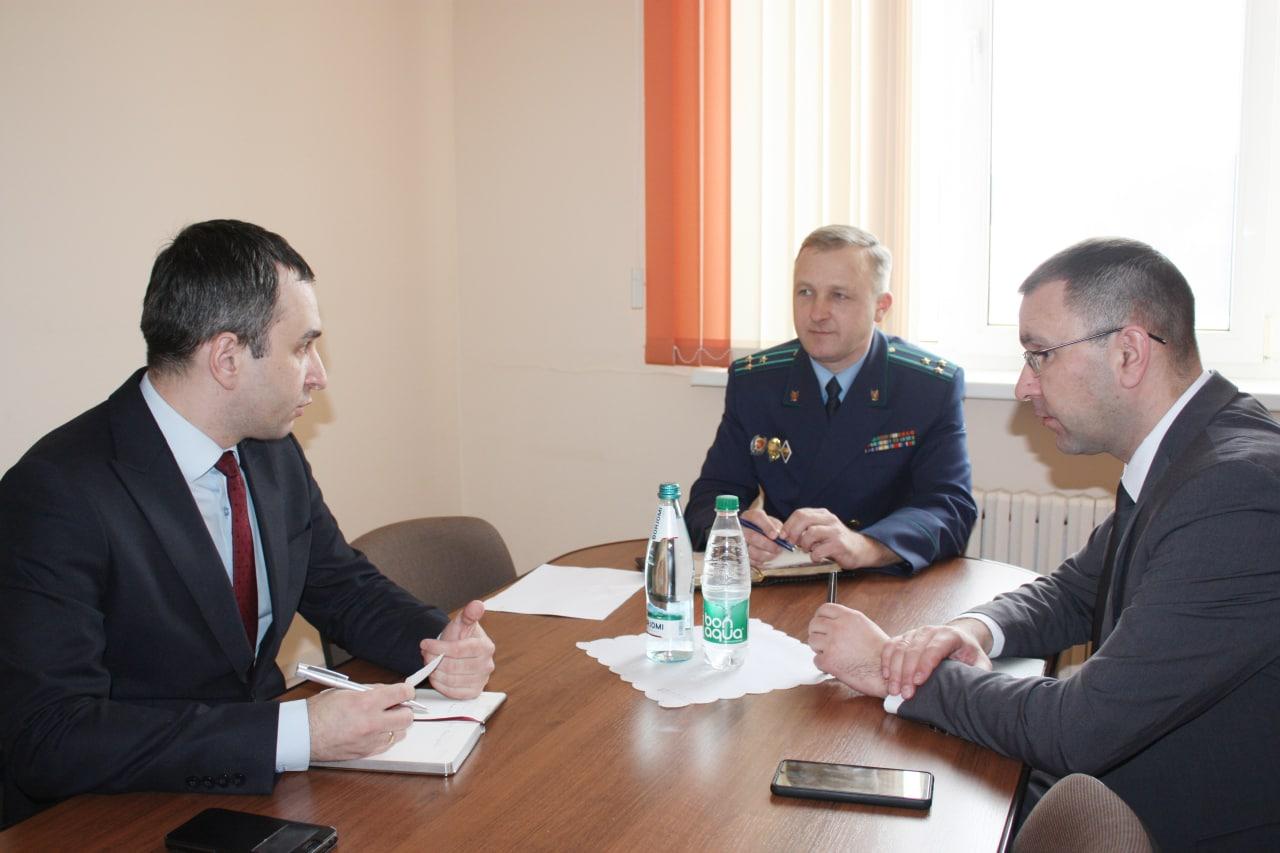 Прием по личным вопросам на Минском моторном заводе провел прокурор Партизанского района г. Минска Сергей Борисенко