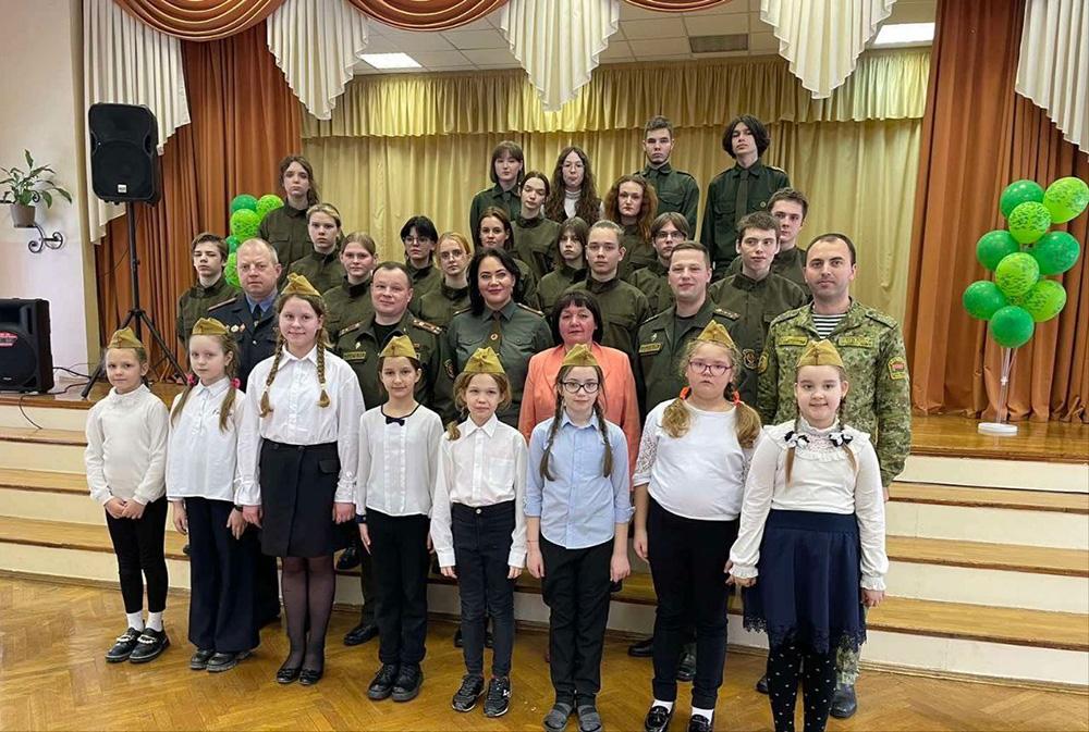 В СШ133 произошло важное событие: учащиеся 10 "А" класса вступили в ряды военно-патриотического класса