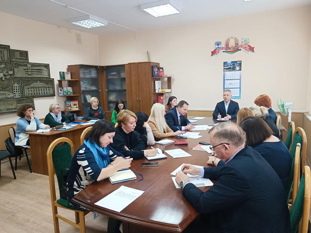 01.02.2023 в администрации Партизанского района прошло первое заседание районного штаба студенческих отрядов