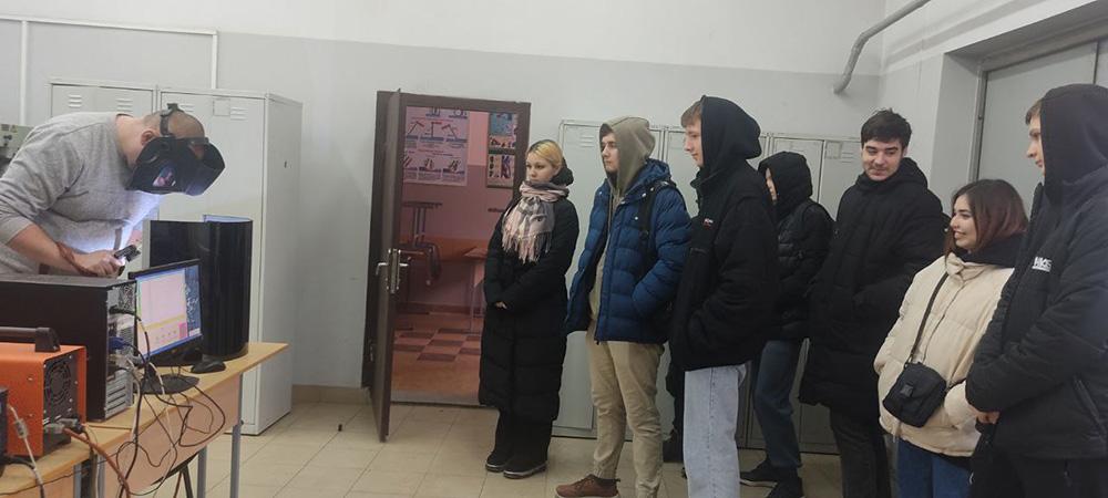 04.02.2023 в актовом зале УО «Минский государственный колледж монтажных технологий и транспортной логистики" прошёл День открытых дверей для учащихся школ Московского района г. Минска