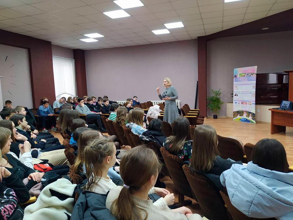 07.02.2023 на базе 14 городской поликлиники обучающиеся филиала КСТМиА УО РИПО участвовали в реализации проекта "За жизнь, нравственность и семейные ценности"