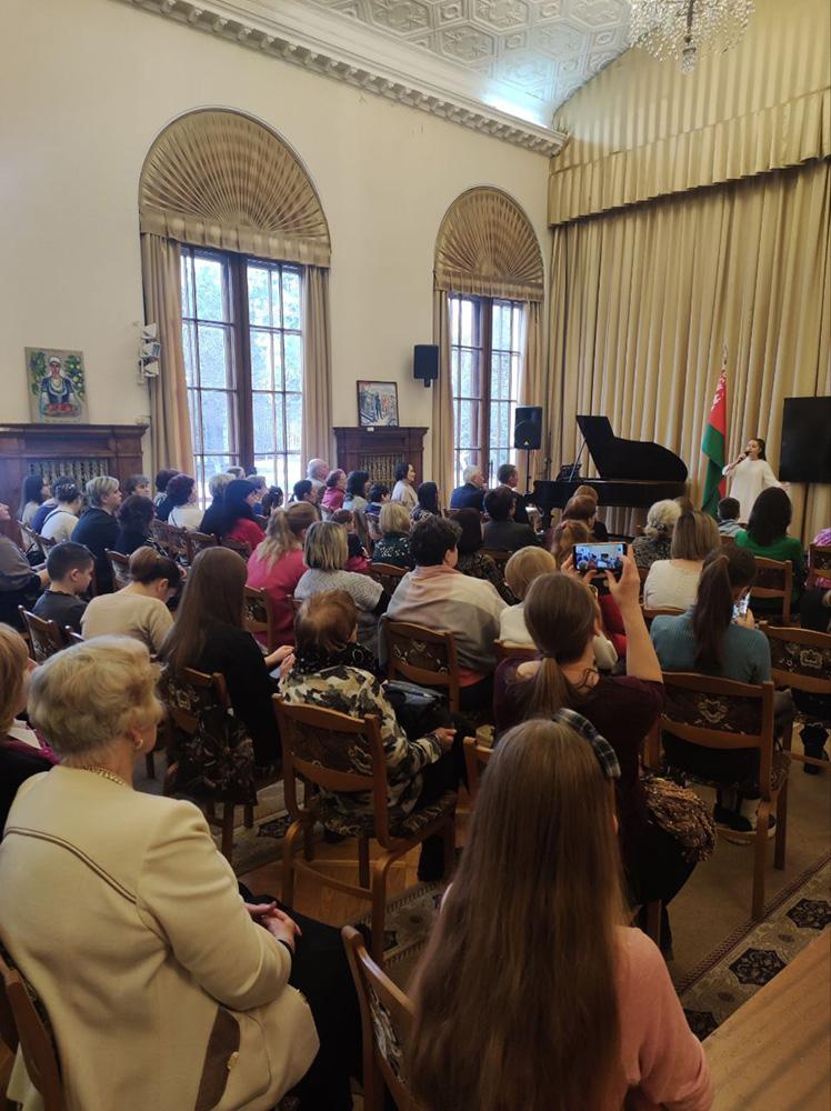 2 марта 2023 г. в Доме Дружбы прошло праздничное мероприятие, посвященное Международному женскому дню 8 Марта для жителей Партизанского района города Минска