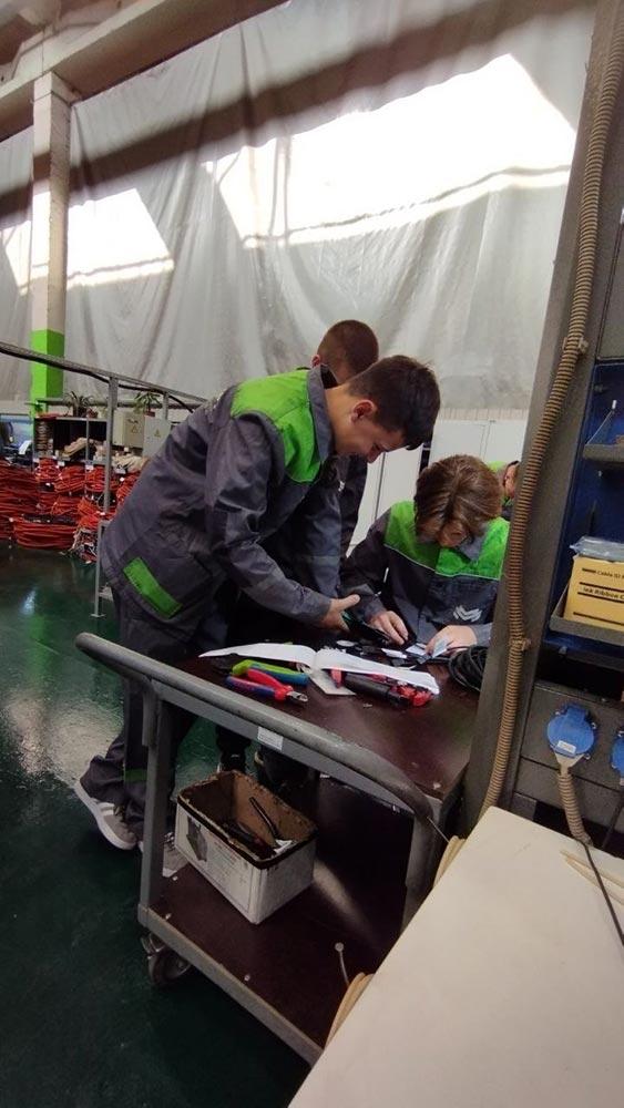 Наступили каникулы, время для отдыха стартовало, а ребята академии связи начали третий трудовой семестр