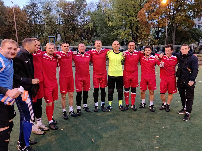 18.09.2023 года, в Партизанском ФОЦ, завершились соревнования по футболу среди коллективов физической культуры, организаций и предприятий Партизанского района (1 группа свыше 1000 работников)