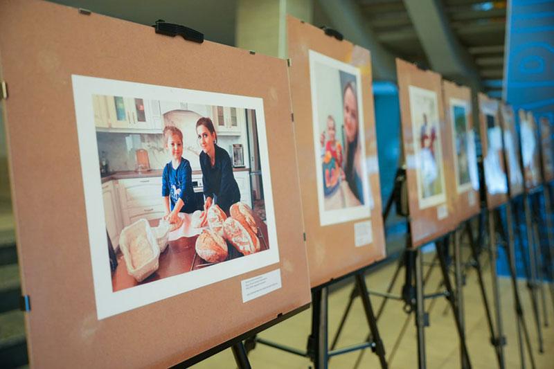 Праздничная фотовыставка