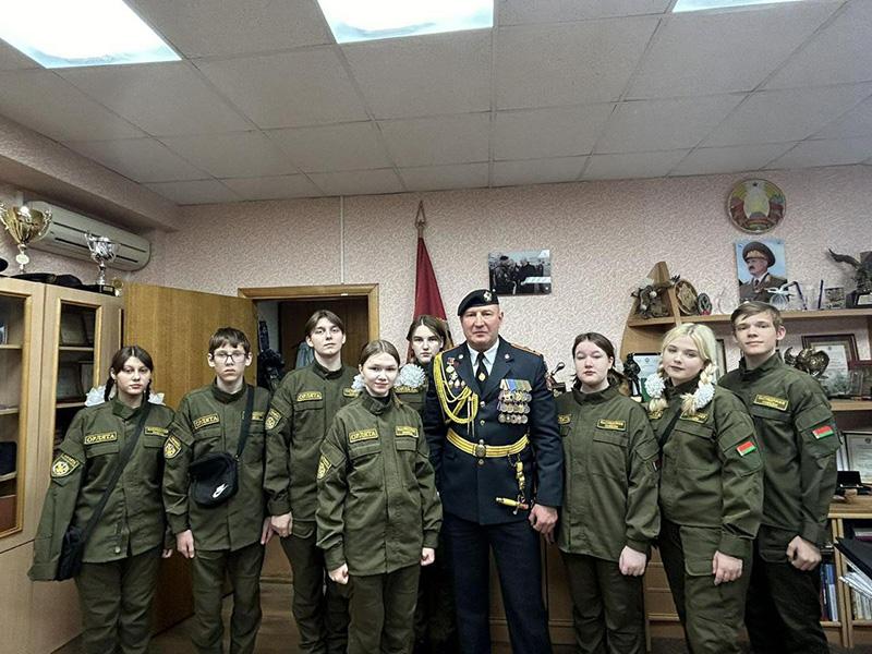 С ПРАЗДНИКОМ!