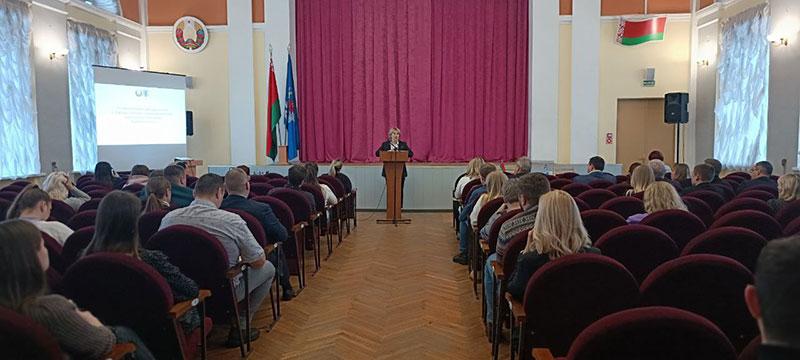 С МОЛОДЕЖНЫМ СОВЕТОМ И ИДЕОЛОГИЧЕСКИМ АКТИВОМ ПАРТИЗАНСКОГО РАЙОНА ОБСУДИЛИ ОРГАНИЗАЦИЮ ЕДИНОГО ДНЯ ГОЛОСОВАНИЯ В 2024 ГОДУ