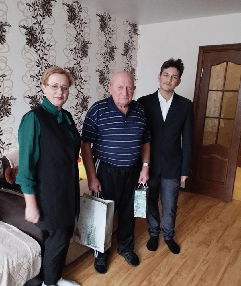 Коллектив ГУО «Специальная школа №13 г.Минска» принял участие в благотворительной акции «От всей души»