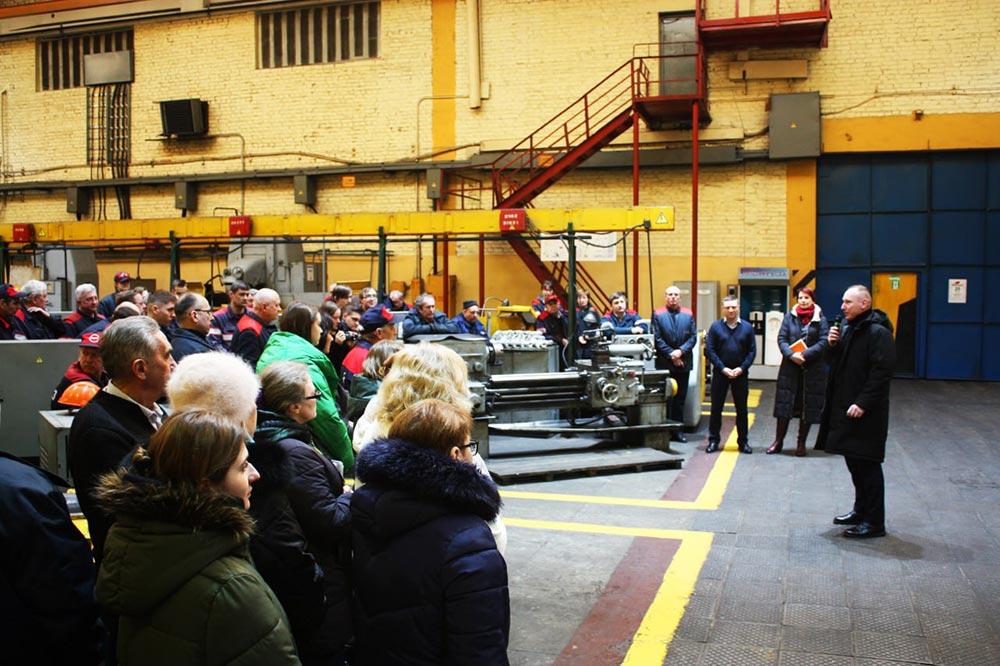 Избирательная кампания: говорит Моторный завод