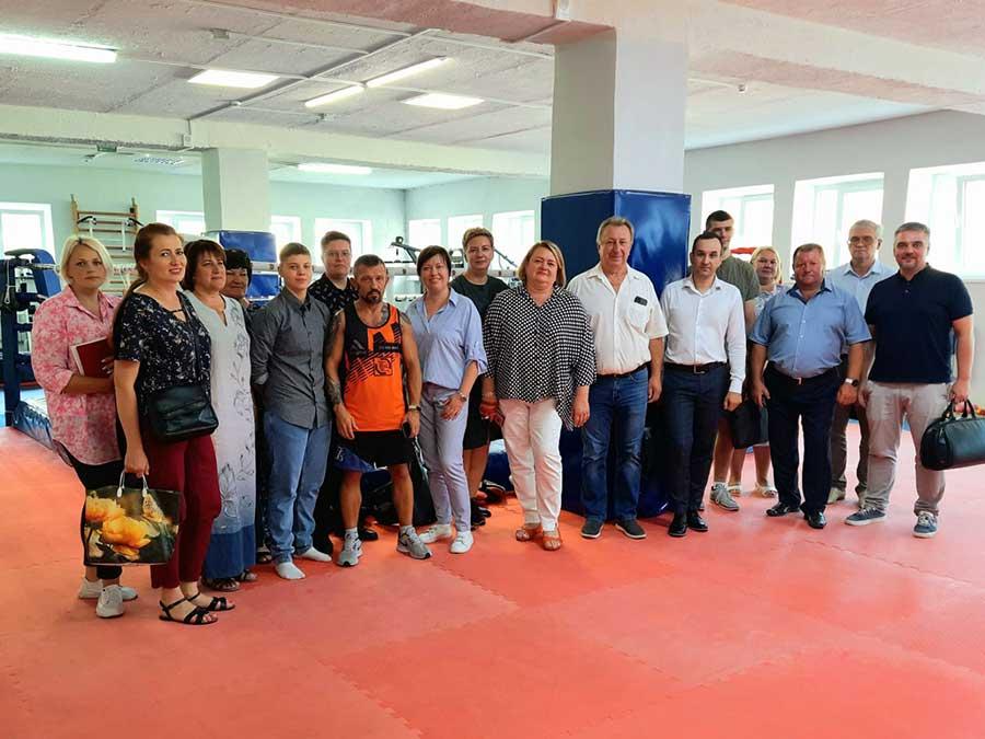 Заседание Президиума Партизанского районного г.Минска объединения организаций профсоюзов проходит на базе СДЮШОР первичной профсоюзной организации ОАО "Минский тракторный завод" 19 августа 2022 года